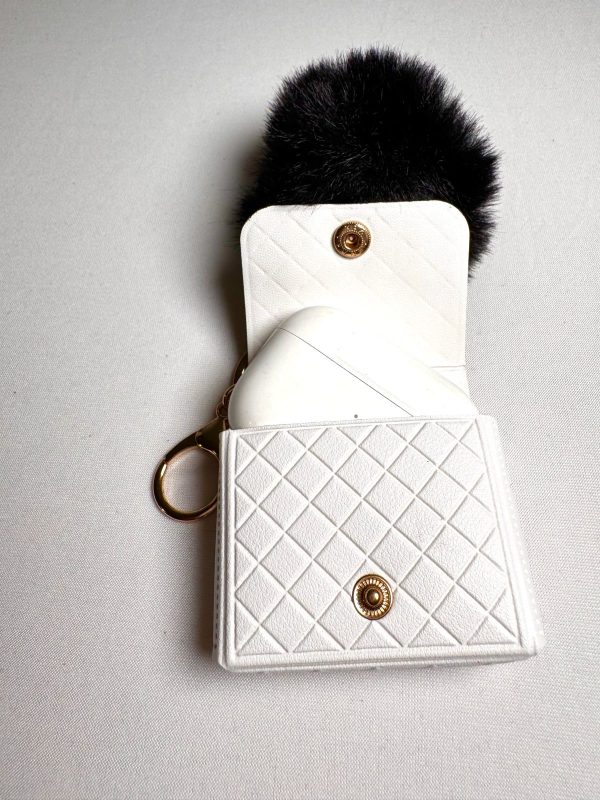 WhatsApp Image 2025-11-01 at 23.19.53 (3) PORTE ÉCOUTEUR ET PORTE-CLÉ.