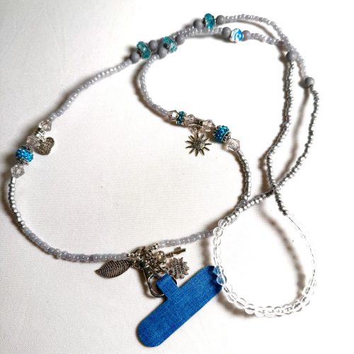 WhatsApp Image 2025-11-01 at 23.51.59 (1) CHAÎNE PERLÉE DANS UN TON BLEU